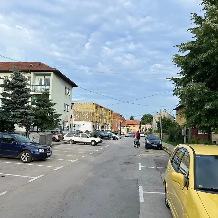 Stan Na Dan, Pazar - Centar Grada * Tuzla