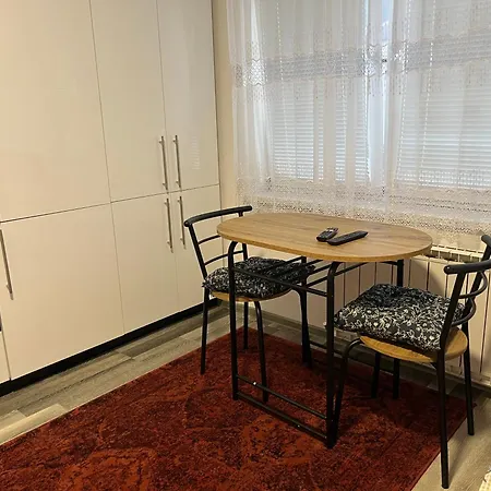 Stan Na Dan, Pazar - Centar Grada Apartment