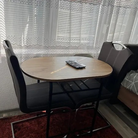 Stan Na Dan, Pazar - Centar Grada *